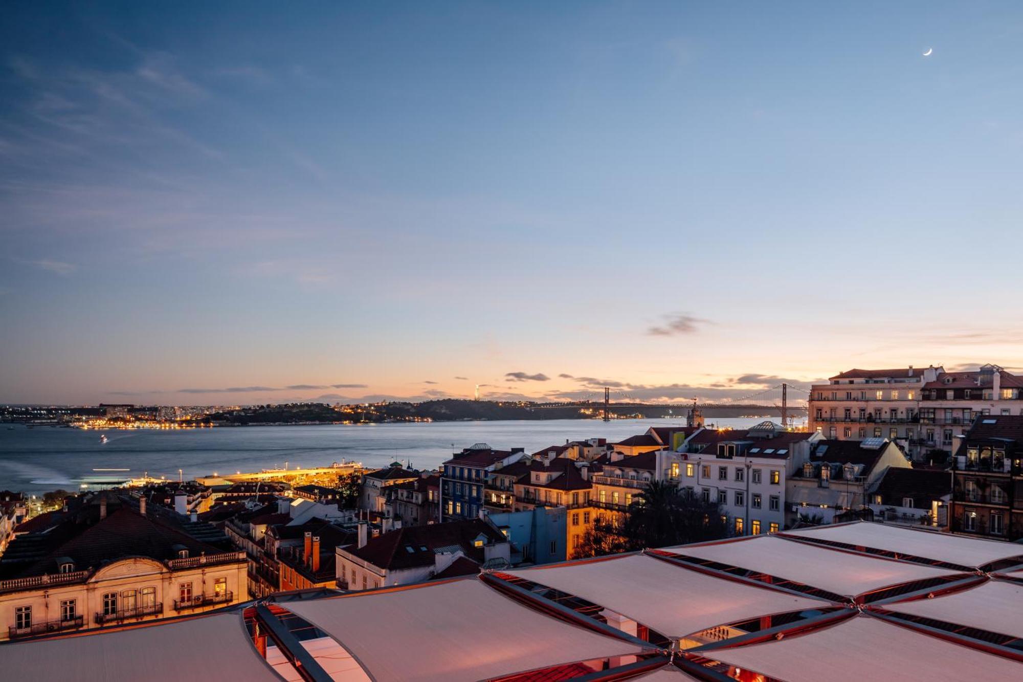 Bairro Alto Hotel ลิสบอน ภายนอก รูปภาพ